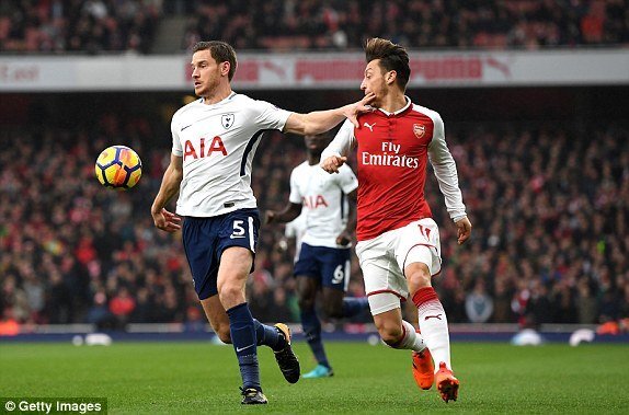 Trực tiếp Arsenal vs Tottenham, Link xem Ngoại hạng Anh 2017 vòng 12