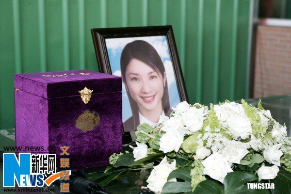 Những sự ra đi bí ẩn và gây ám ảnh của các ngôi sao trên thế giới