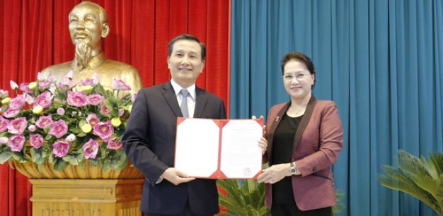 Điều động Phó Bí thư Tỉnh ủy Nghệ An và Hậu Giang về Trung ương