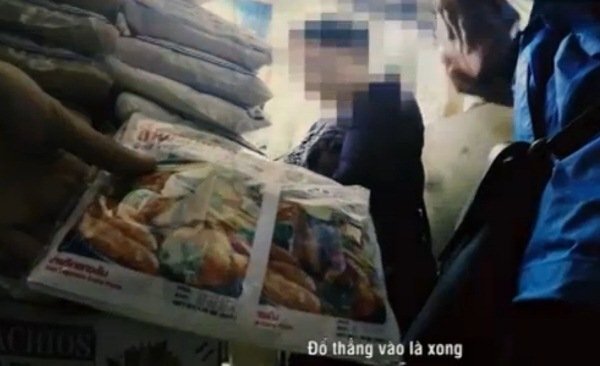 Video: Bên trong gói gia vị lẩu 'thần kỳ' giá 10.000 đồng ngọt hơn cả xương có gì?