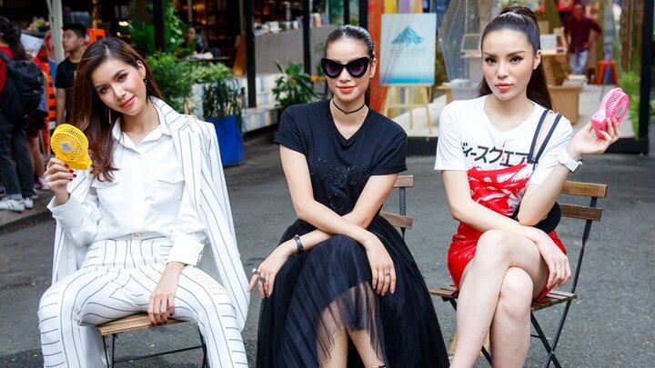 Hết kèn cựa Hà Hồ tại The Face, Phạm Hương muốn 'cầm trịch' The Look?