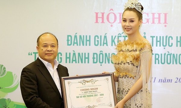 Hoa hậu Biển Thùy Trang rạng rỡ nhận vai trò Đại sứ môi trường