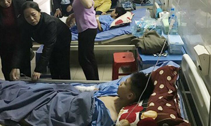 Vật lạ nổ ở sân vận động, 4 học sinh bị thương ở Thái Nguyên: Thông tin mới nhất