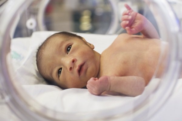 Phương pháp kỳ diệu cứu sống trẻ sinh non