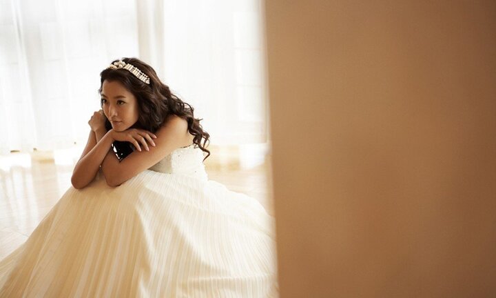 Khi các nữ thần nhan sắc Hàn Quốc mặc áo cưới: Ai đẹp hơn ai?