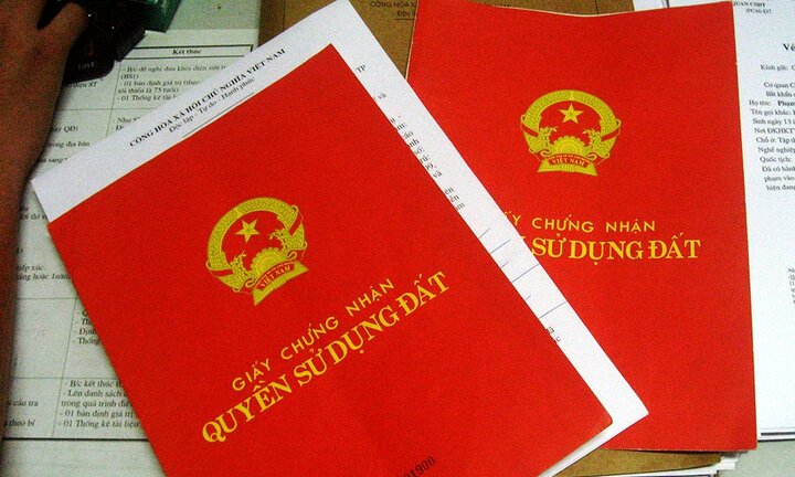 Ghi tên gia đình vào sổ đỏ để làm gì?