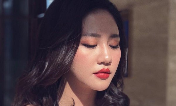 Văn Mai Hương sốc vì 'đường dây nguy hiểm' kêu gọi 'ném đá' MV mới