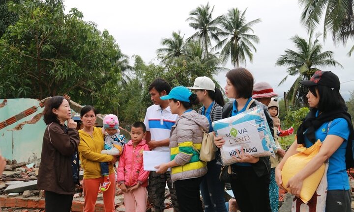 Chung tấm lòng, hướng về miền Trung ruột thịt
