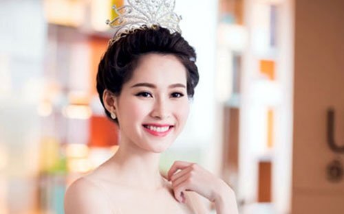 'Nếu lấy Đặng Thu Thảo làm chuẩn mực thì 2 chữ hoa hậu mất giá trị'