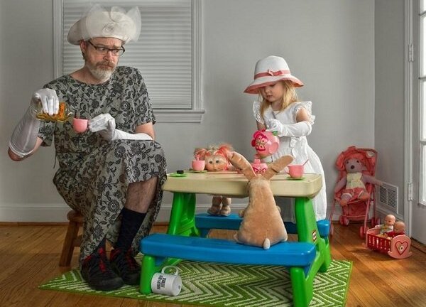 Clip bố và con gái siêu yêu hút 80 triệu views