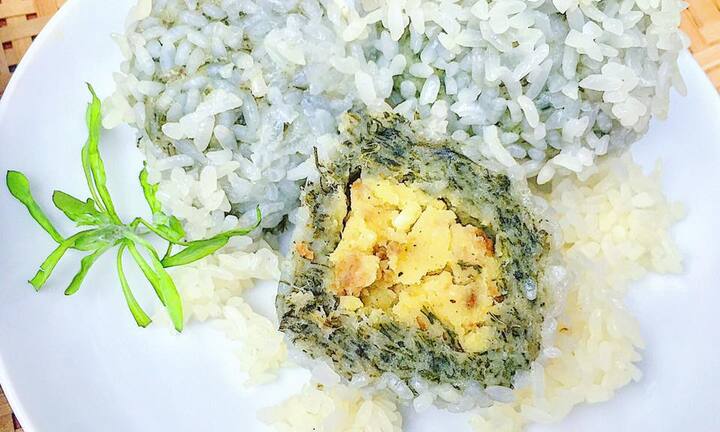 Cô gái 9X chia sẻ cách làm bánh khúc nóng hổi, sưởi ấm mùa đông lạnh