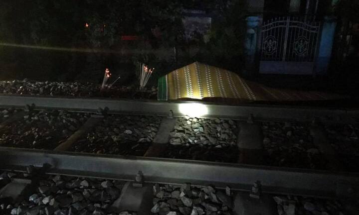 Sáng tự tử bất thành, tối bị tàu hỏa tông chết