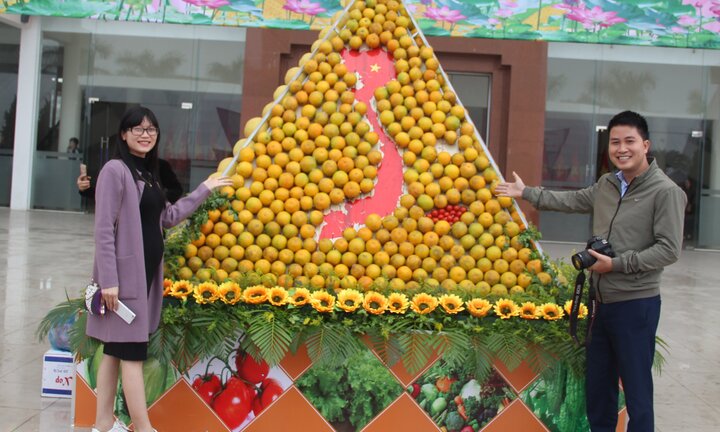 Ấn tượng lễ hội Cam lần đầu tiên tại Hà Tĩnh