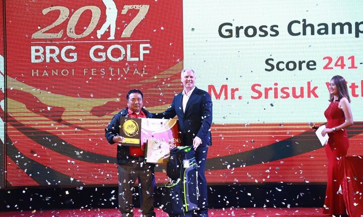 Giải gôn truyền thống 2017 BRG Golf Hà Nội Festival kết thúc thành công trong niềm vui hứng khởi của những người yêu gôn