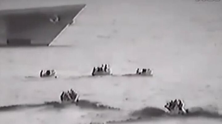 Định tấn công tuần dương hạm Mỹ, cướp biển bị giáng trả những đòn sấm sét