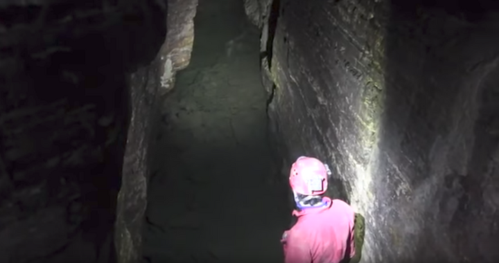 Phát hiện hang động khổng lồ từ 15.000 năm trước nằm ngầm dưới lòng đất