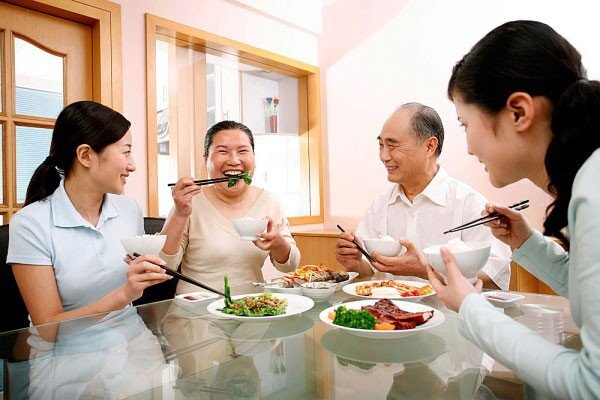 Cười ra nước mắt với những tình huống trong ngày đầu làm dâu khiến chị em sợ đến già