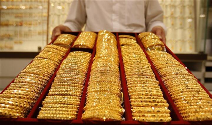 Giá vàng hôm nay 8/12: Tiếp tục lao dốc, chạm đáy 5 tháng