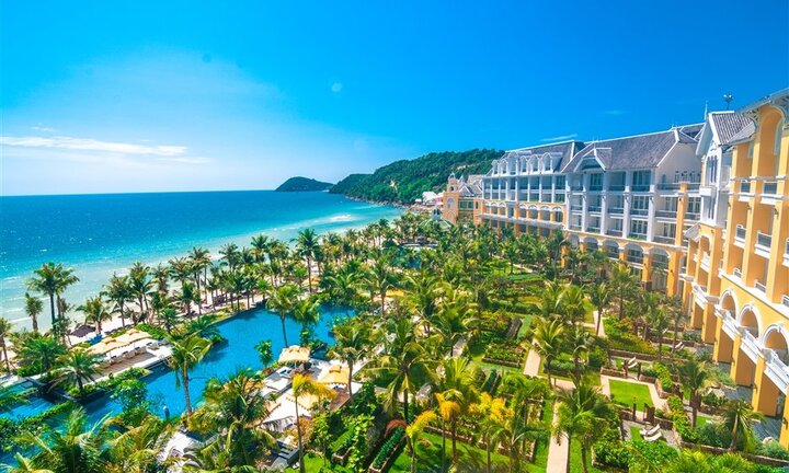 World Luxury Hotel Awards 2017 vinh danh JW Marriott Phu Quoc Emerald Bay