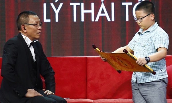 MC Lại Văn Sâm ngỡ ngàng với cậu bé 10 tuổi có kiến thức lịch sử sâu rộng