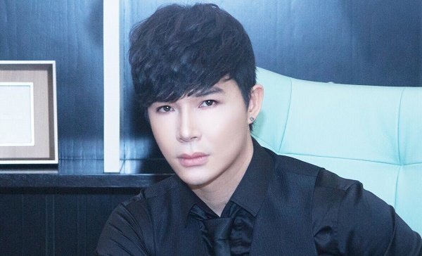 Bị đồn ‘quá giàu nên không thèm nhận show’, Nathan Lee lên tiếng