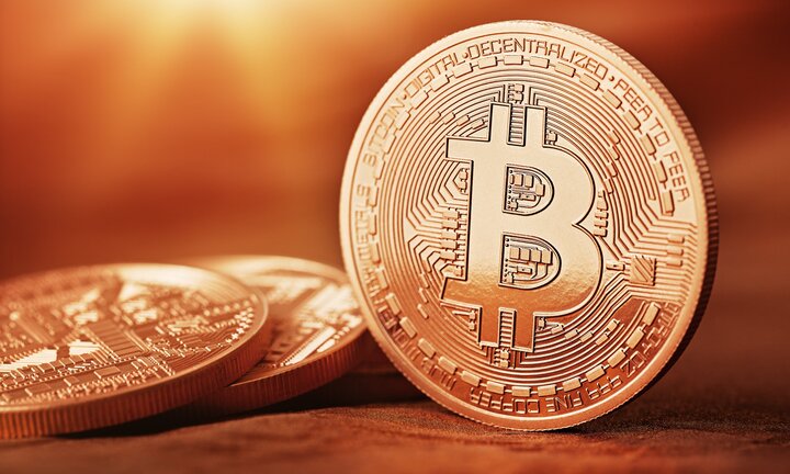 Giá Bitcoin hôm nay 11/12: Tăng trưởng bất ngờ, trụ ngưỡng 15.000 USD