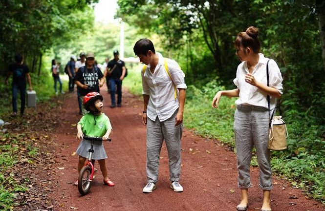 Tranh luận: Tương lai nào cho những đứa trẻ thích đi chơi hơn là đi học?