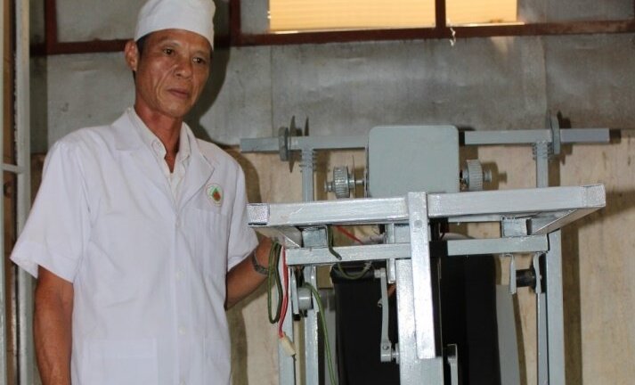 Máy phục hồi đa chức năng cho bệnh nhân bị bại liệt