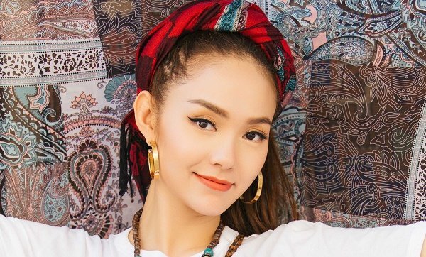 Bị nghi 'đá xéo' Hà Hồ, Minh Hằng tuyên bố không muốn nhắc đến quá khứ