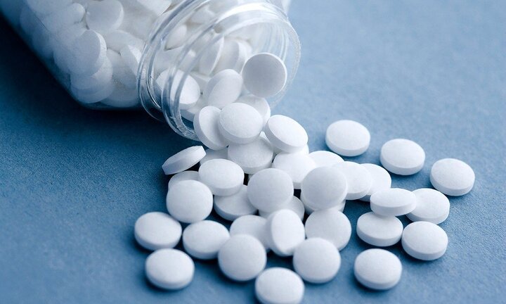 Mang thuốc giảm đau cho chồng, vợ đối mặt án tù chung thân