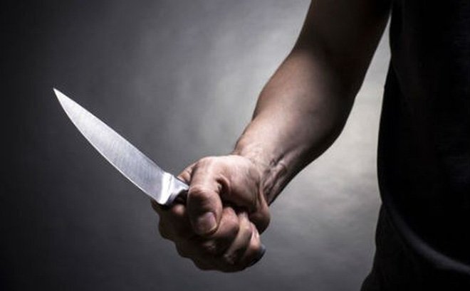 Nam thanh niên bất tỉnh cách hiện trường vụ án mạng 40m