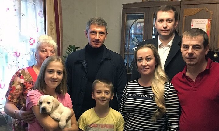 Gửi thư đến trang web Tổng thống Nga, bé gái nhận quà không ngờ từ ông Putin