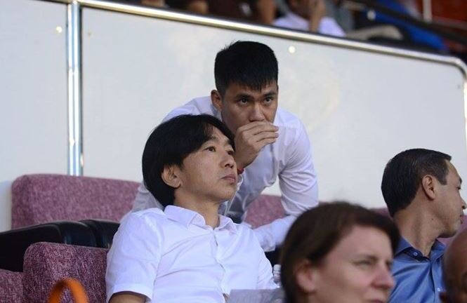 Quyền Chủ tịch Lê Công Vinh chốt ngày ký hợp đồng với HLV Miura