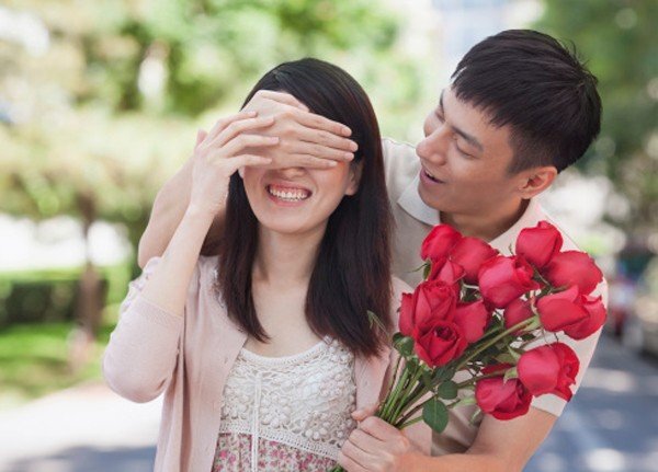 Ông chồng của năm: Chờ vợ đi vắng, đem ngay 9 triệu mua quần áo cho cả nhà
