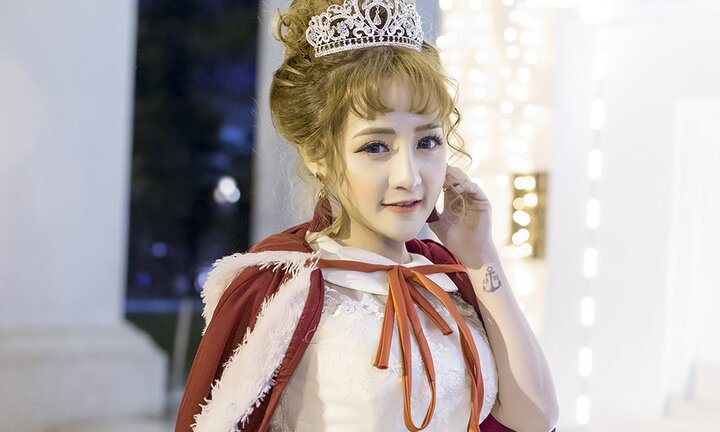 Hot girl Sài thành tung bộ ảnh đón Noel đẹp mê hồn