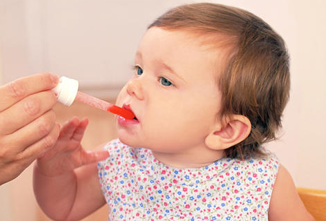 Cách cho con uống thuốc cực thông minh của mẹ bỉm sữa khiến hàng nghìn chị em tâm đắc