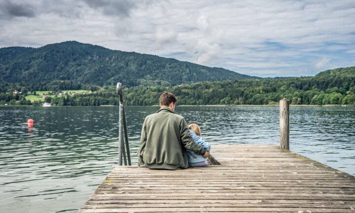 Ông bố ngày nào cũng gọi điện ít nhất 2 lần để hỏi 'con ăn cơm chưa' khiến ai cũng xúc động