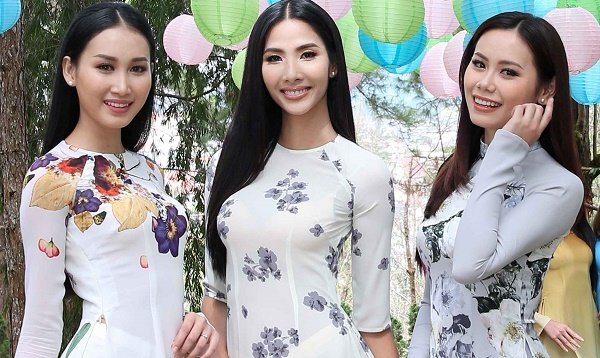 Hoàng Thùy cùng dàn thí sinh ‘Hoa hậu Hoàn vũ’ đọ sắc trong tà áo dài