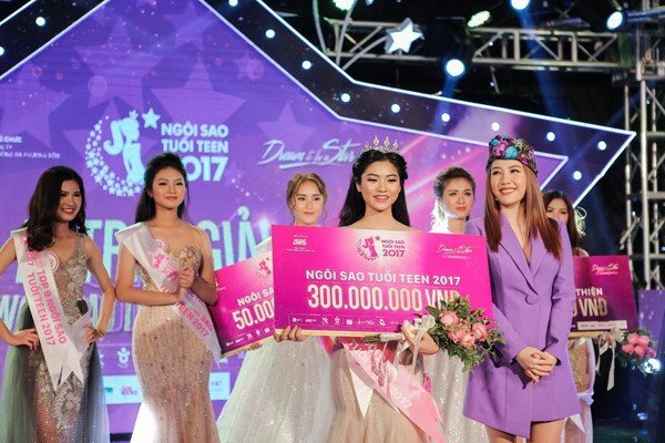 Nữ sinh 'vạn người mê' Nguyễn Bùi Nam Phương đăng quang Ngôi sao tuổi Teen 2017