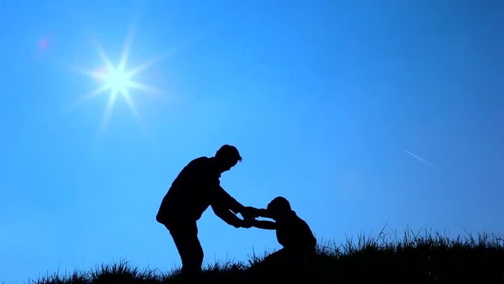 Tâm trạng của người cha tác động trực tiếp đến tính cách của con