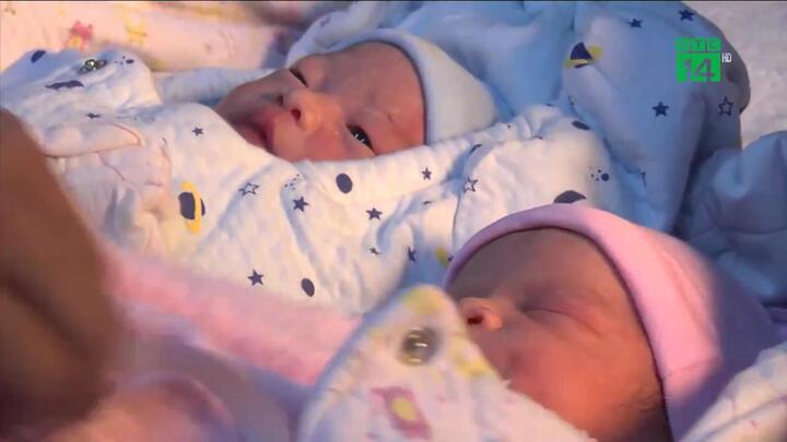 Những em bé đặc biệt chào đời ở thời khắc giao thừa 2018