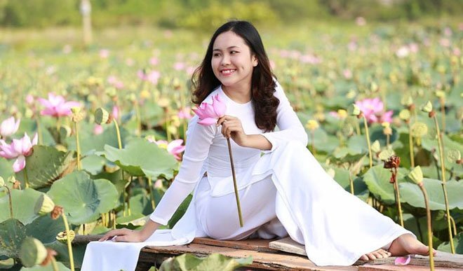 Nhan sắc xinh đẹp của hoa khôi 'Nét đẹp sinh viên TP.HCM'