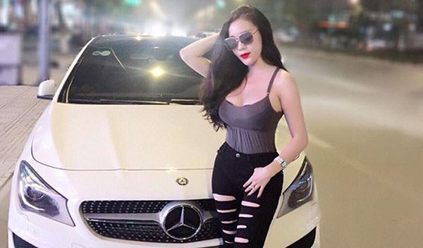 Nữ giảng viên Đại học Quốc gia Hà Nội sở hữu thân hình nóng bỏng