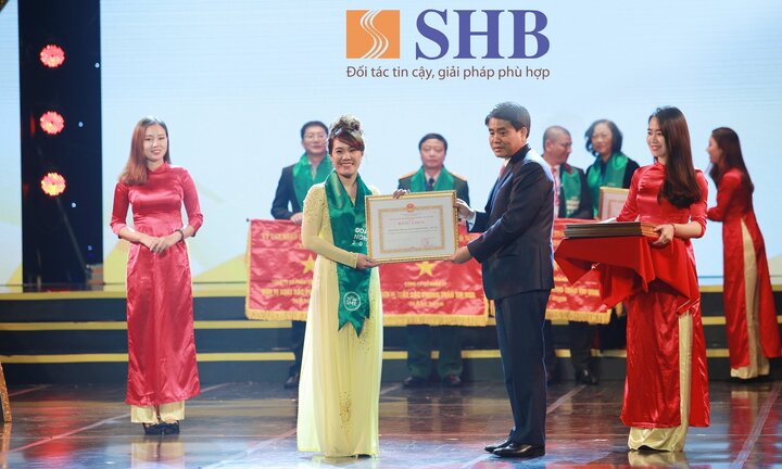 SHB và Tổng Giám Đốc Nguyễn Văn Lê được vinh danh