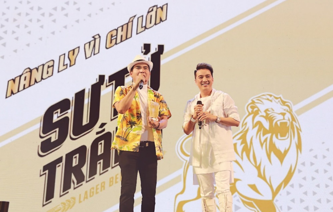 Trải nghiệm lễ hội bia 'đích thực' tại Trà Vinh cùng Sư Tử Trắng