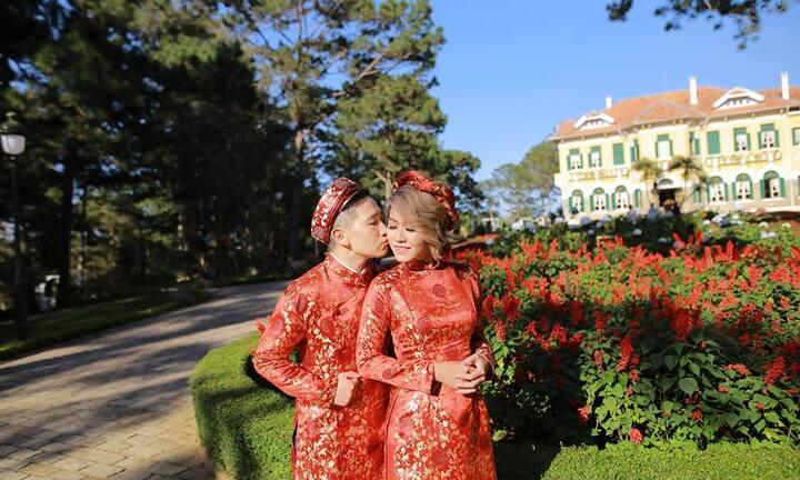 Ngỡ ngàng trước cô gái tomboy 'lột xác' hoàn toàn khi trở thành cô dâu