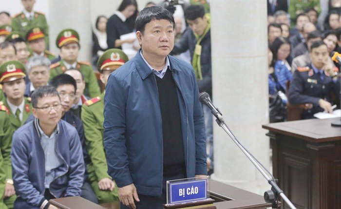 Những hình ảnh đầu tiên từ phiên xử ông Đinh La Thăng