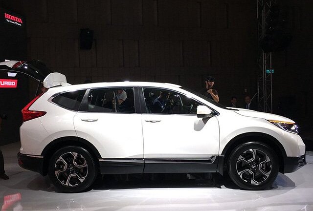 Honda bất ngờ tăng giá mẫu SUV CR-V 7 chỗ thêm 150 triệu đồng