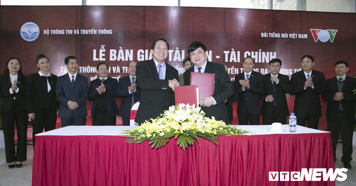 Bàn giao tài sản, tài chính cho Đài Truyền hình kỹ thuật số VTC từ Bộ TTTT sang Đài Tiếng nói Việt Nam