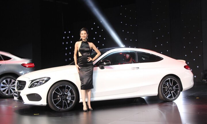 Vượt mặt hàng loạt tên tuổi, Mercedes-Benz vững ngôi số 1 xe sang thế giới